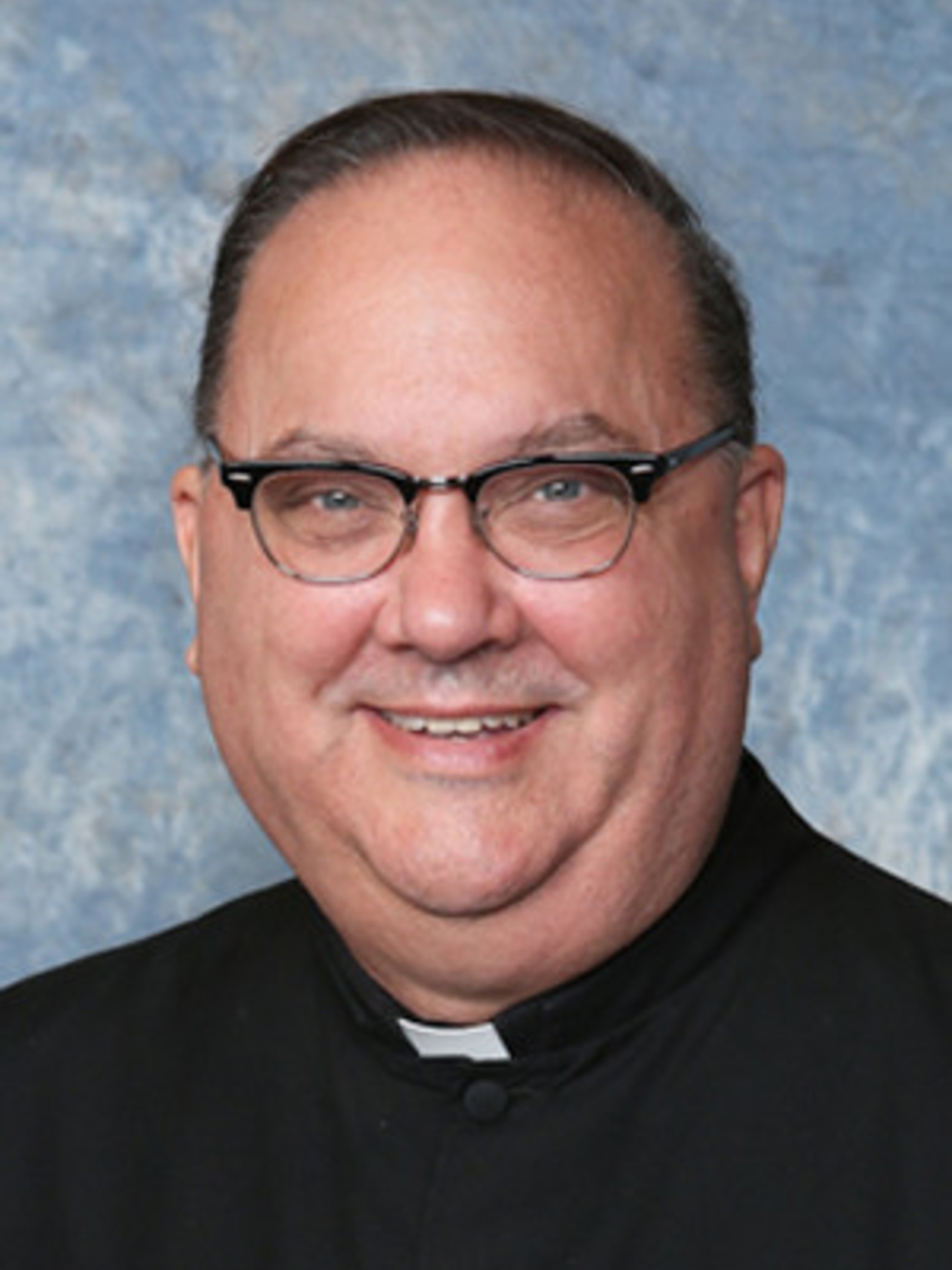 Fr.lewis